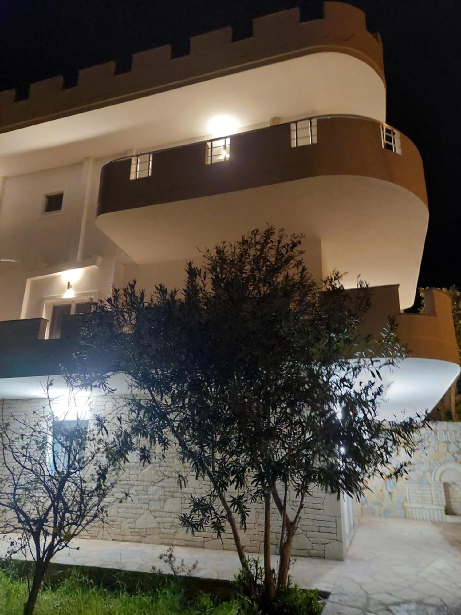 Villa-leandro Ksamil
